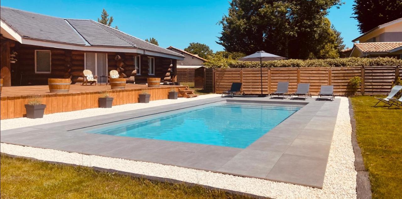 Chalet Montana - Au Cottage Du Medoc - Proche De Bordeaux Saint-Aubin-de-Medoc Exterior photo